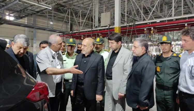 بازدید رئیس پلیس امنیت اقتصادی از ارگ جدید بم؛ چالشهای صنعت خودرو بررسی شد